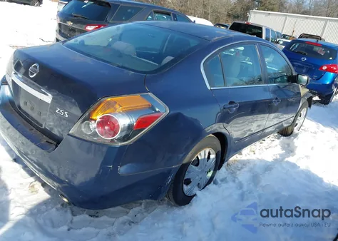 2010 Nissan Altima 2.5 S z USA, uszkodzony, nr VIN 1N4AL2AP9AN560645